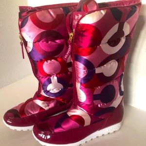 NWB: Woman’s COACH Winter Boot sz 8.5